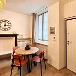 Apartment Navigli, Incantevole Dimora Storica Ristrutturata Vicino Metro, Con Wifi Milan